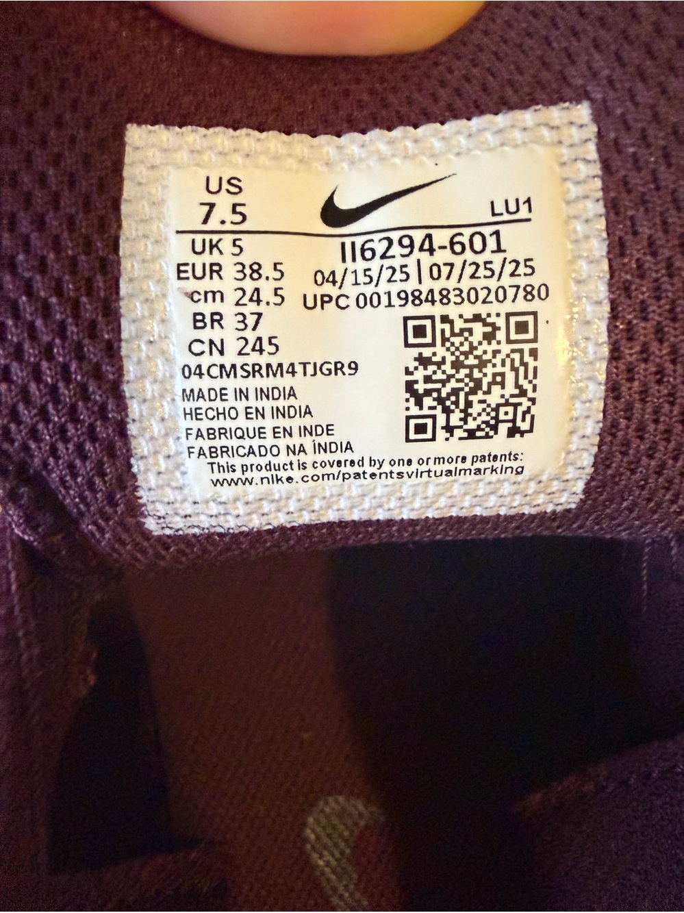 Nike V5 Runner Burgundy Crush - Picture 5 of 6
